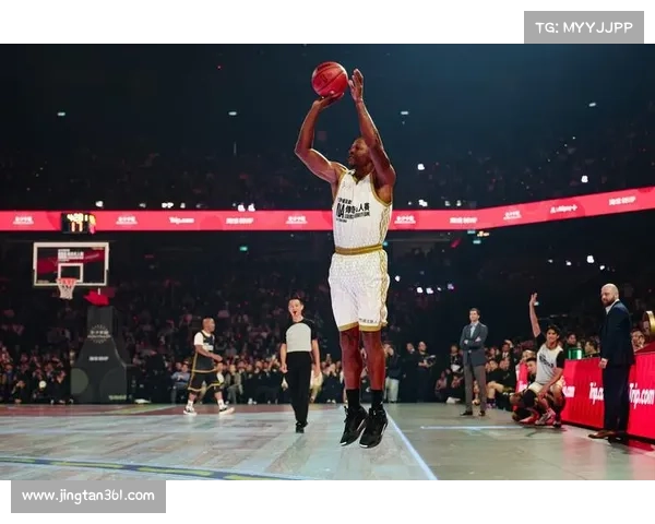 济源篮球城今夜星光熠熠篮球赛事点燃激情观众热情高涨共享精彩